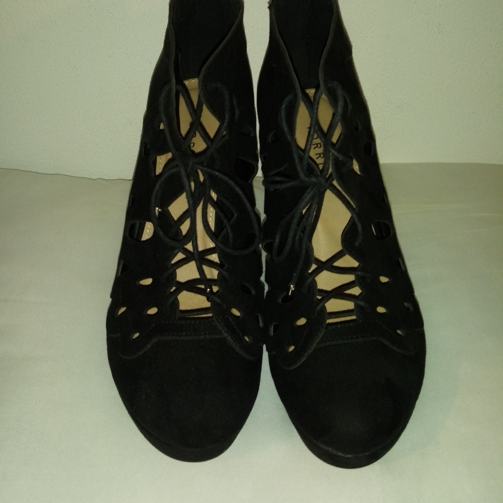 Torrid Platform Wedges - Picture 2 of 2